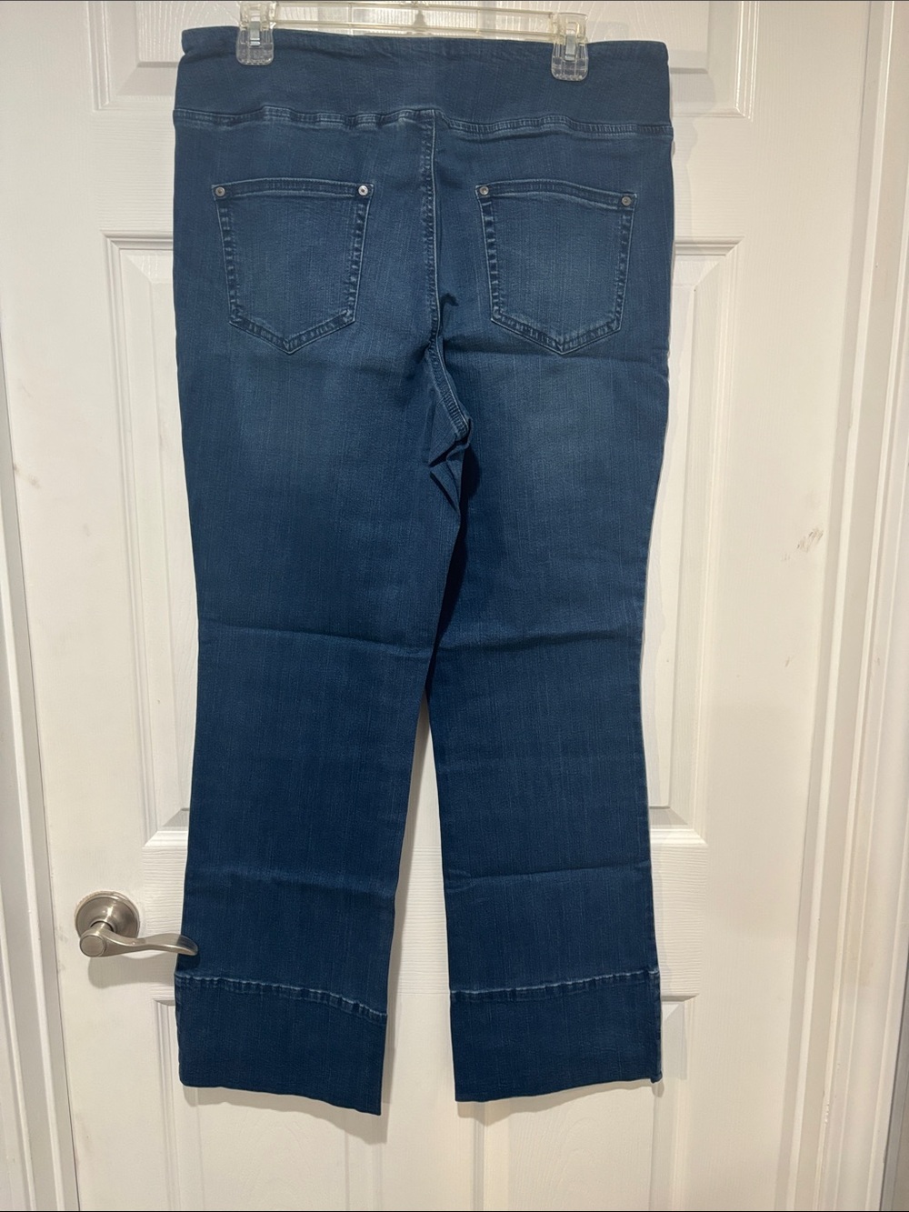 BELLE BY KIM GRAVEL NIP Medium Wash Triple Luxe Mega Hem Boot Cut Stretch Jeans - Picture 2 of 9